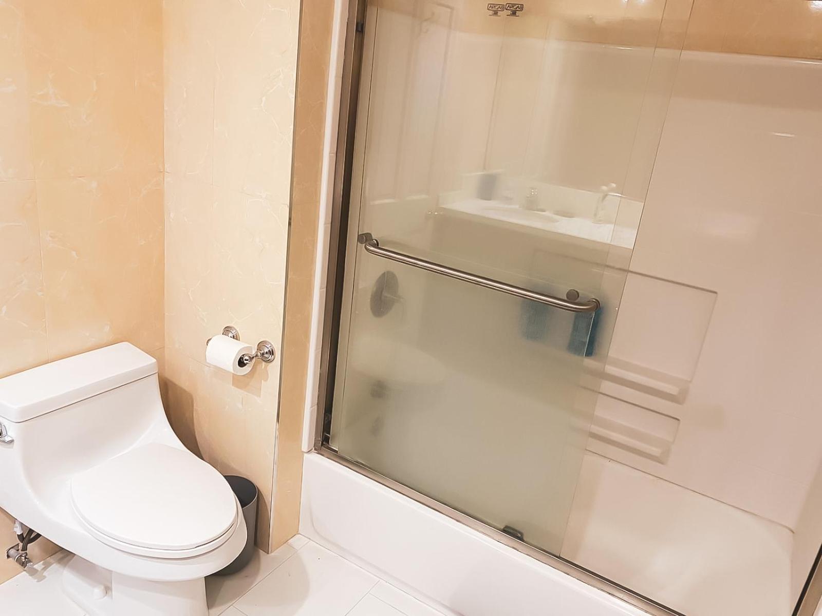 House Downtown Oc Santa Ana Hostel Екстериор снимка